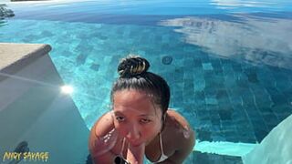 Costa Rican Thriller: Poolside Blowjob Adventure