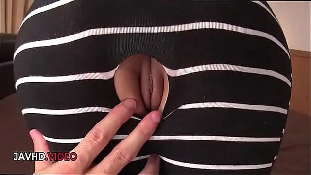 Asian teen Rino Momoji teases with toys before wild creampie finish